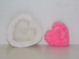 Matrite lumanari decorative : inima cu trandafiri