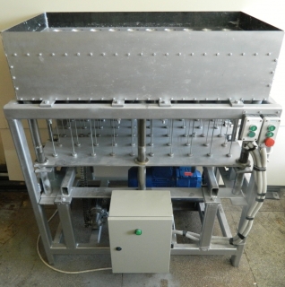 Utilaj lumanari masa cu matrite Candle molding machine