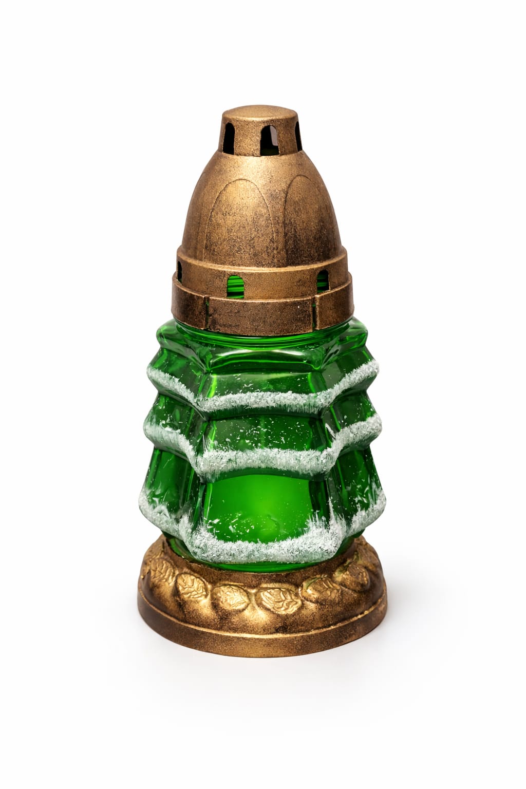 Model Brad verde cu zăpadă